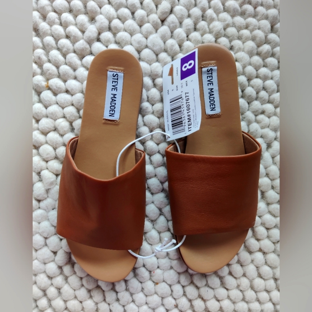 NWT Steve Madden Slides
